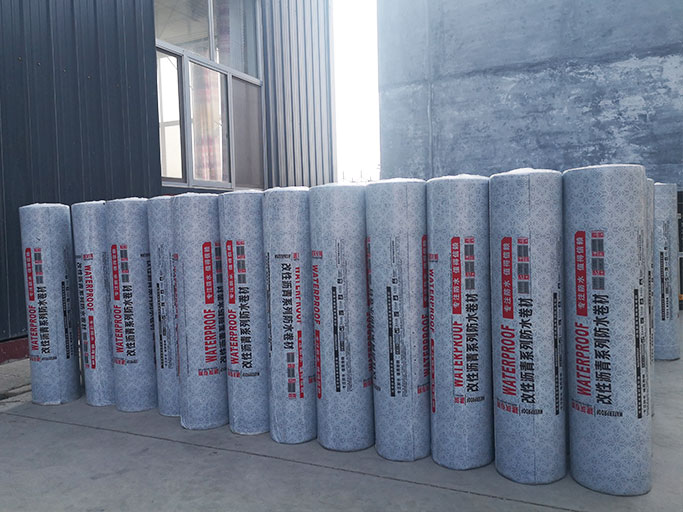 SBS防水卷材使用時(shí)的注意事項(xiàng)